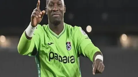 开云平台官方网皇马赞助商 产品 092015 mb0