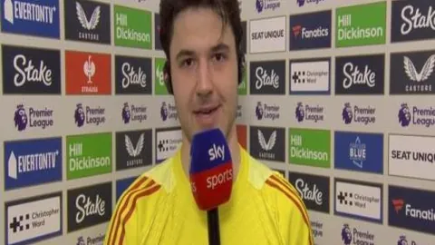 新加坡羽球队亚洲混团赛力图与中台同组，力争一跃突破。